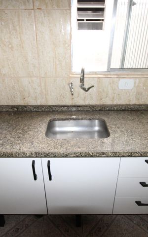 Casa para alugar com 60m², 2 quartos e sem vagaCozinha