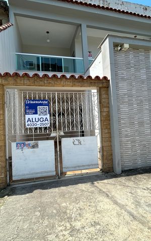 Casa para alugar com 150m², 2 quartos e 1 vagaFachada + placa