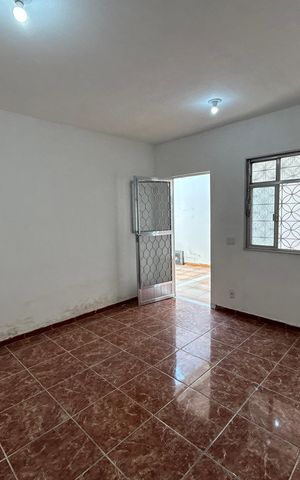 Casa para alugar com 150m², 2 quartos e 1 vagaSala