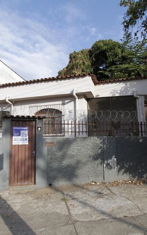 Casa para alugar com 100m², 3 quartos e sem vagaFachada