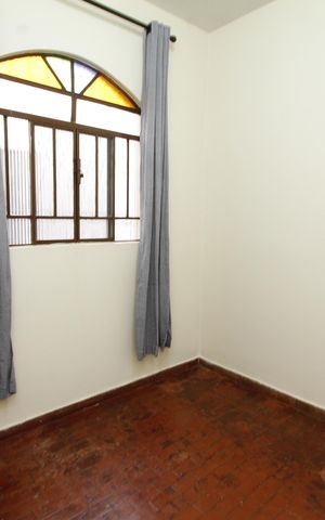 Casa para alugar com 100m², 3 quartos e sem vagaBanheiro da Suíte