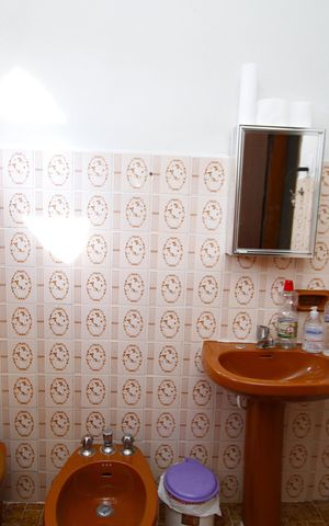 Casa para alugar com 100m², 3 quartos e sem vagaBanheiro Social