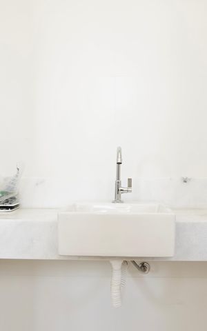 Apartamento à venda com 90m², 3 quartos e 2 vagasSemi-suítes - Banheiro 