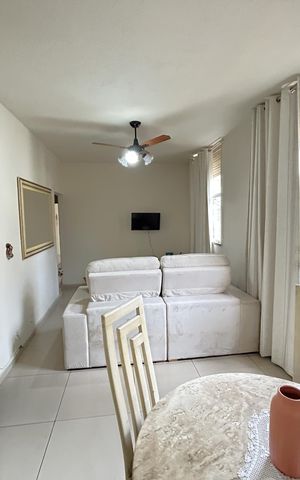 Apartamento à venda com 72m², 4 quartos e 1 vagaSala