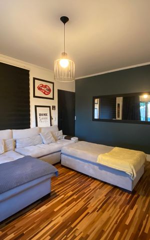 Casa para alugar com 180m², 3 quartos e 2 vagas