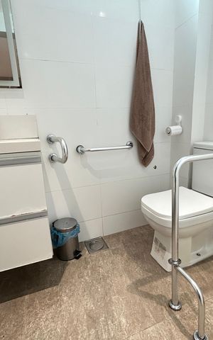 Casa à venda com 450m², 4 quartos e 4 vagasBanheiro da Suíte 4