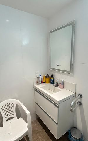Casa à venda com 450m², 4 quartos e 4 vagasBanheiro da Suíte 4