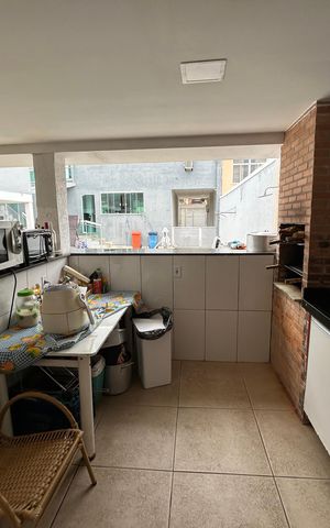 Casa à venda com 450m², 4 quartos e 4 vagasChurrasqueira
