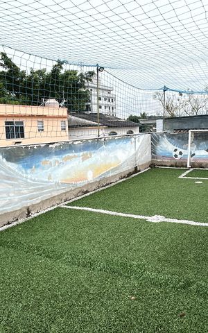 Casa à venda com 450m², 4 quartos e 4 vagasCampo de futebol