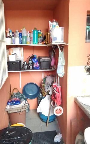 Casa à venda com 100m², 3 quartos e 2 vagas