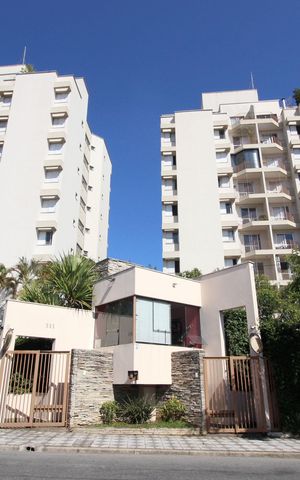 Apartamento para alugar com 79m², 3 quartos e 1 vagaFachada