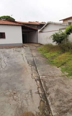Casa para alugar com 100m², 3 quartos e sem vagaQuintal