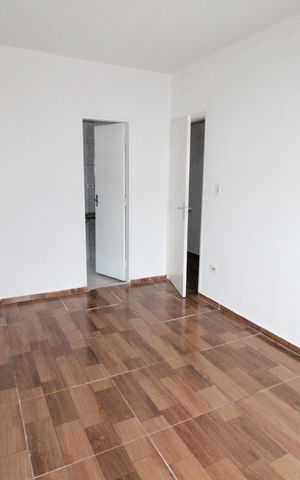 Casa para alugar com 100m², 3 quartos e sem vagaSuíte