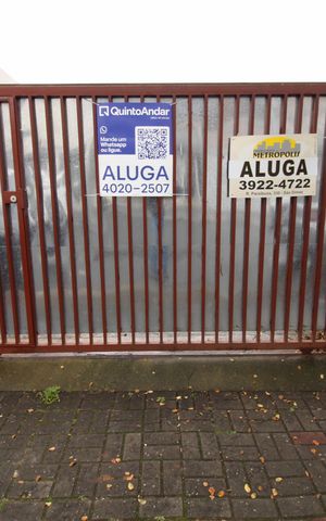 Casa para alugar com 100m², 3 quartos e sem vagaPlaquinha