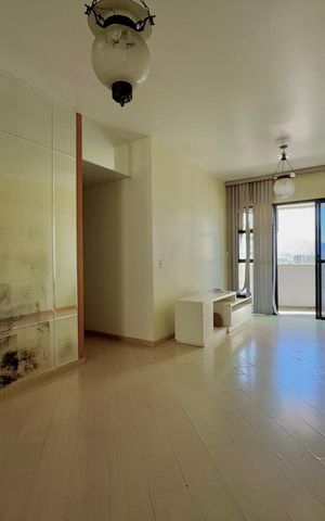 Apartamento à venda com 80m², 3 quartos e 1 vaga Apartamento à venda com 80m², 3 quartos e 1 vagaSala