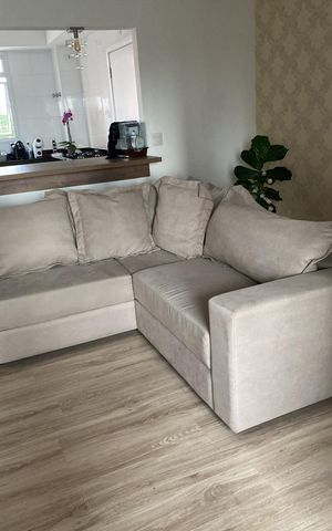 Apartamento para alugar com 140m², 3 quartos e 3 vagas Apartamento para alugar com 140m², 3 quartos e 3 vagasSala