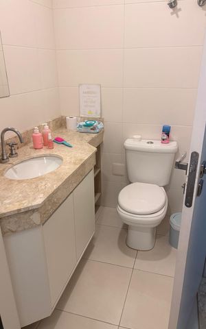 Apartamento para alugar com 140m², 3 quartos e 3 vagas Apartamento para alugar com 140m², 3 quartos e 3 vagasBanheiro