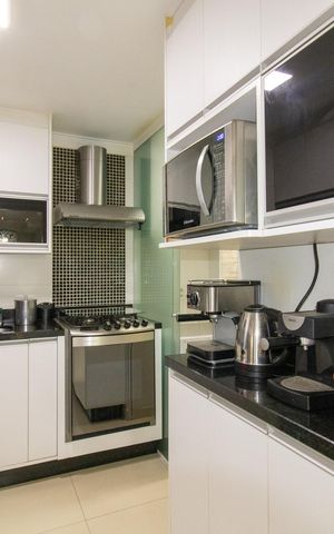 Apartamento à venda com 98m², 3 quartos e 2 vagasCozinha