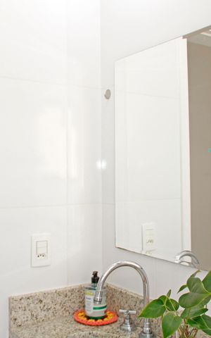 Apartamento à venda com 58m², 2 quartos e 1 vagaSuíte Banheiro