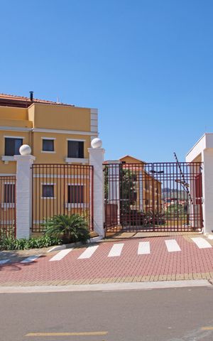 Apartamento à venda com 58m², 2 quartos e 1 vagaFachada e portaria