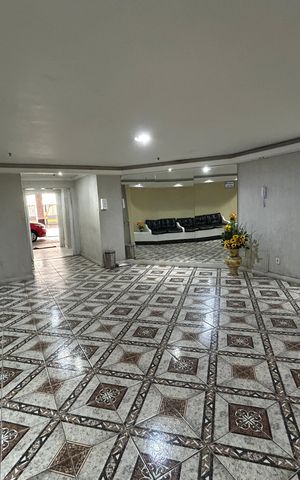 Apartamento para alugar com 45m², 2 quartos e 1 vagaHall de entrada