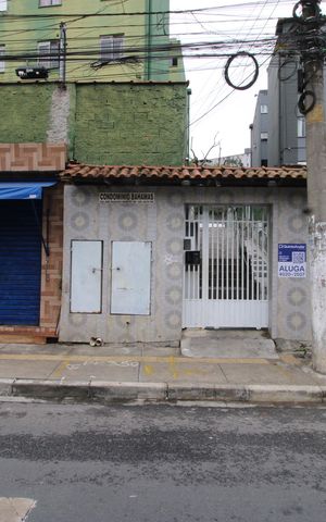 Apartamento para alugar com 37m², 2 quartos e sem vagaFachada