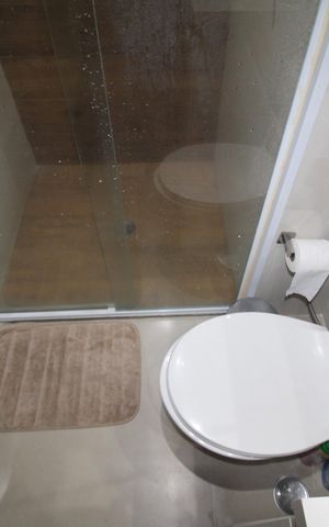 Apartamento à venda com 78m², 2 quartos e 2 vagasBanheiro 1