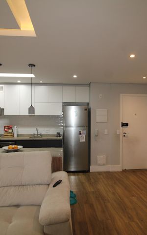 Apartamento à venda com 78m², 2 quartos e 2 vagasSala / Cozinha