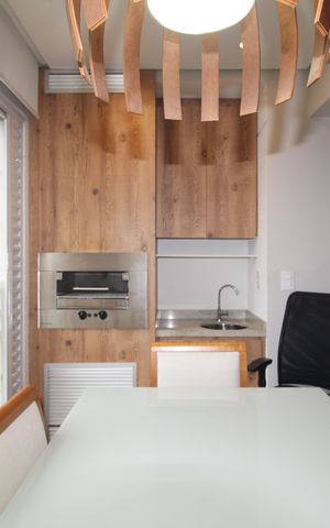 Apartamento à venda com 78m², 2 quartos e 2 vagasSala / Cozinha