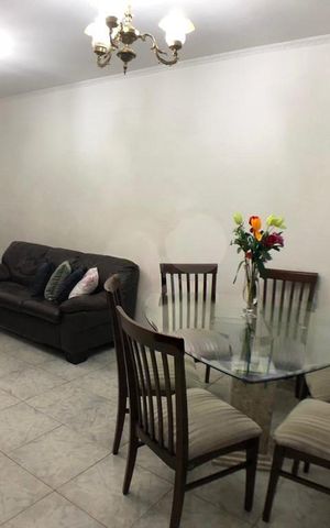 Casa à venda com 155m², 3 quartos e 2 vagas