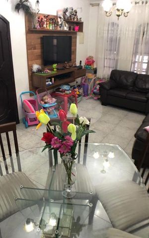 Casa à venda com 155m², 3 quartos e 2 vagas