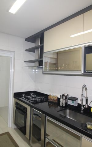 Apartamento à venda com 93m², 3 quartos e 2 vagasCozinha