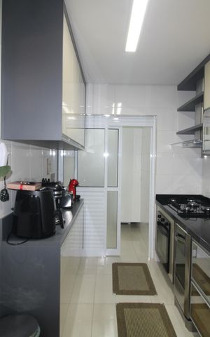 Apartamento à venda com 93m², 3 quartos e 2 vagasCozinha
