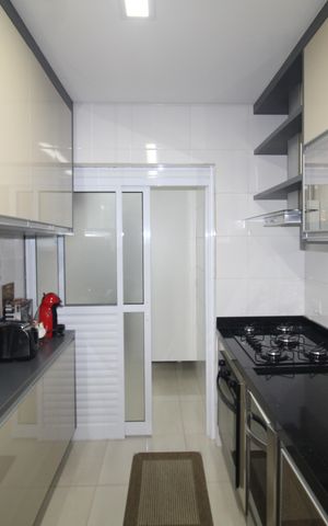 Apartamento à venda com 93m², 3 quartos e 2 vagasCozinha