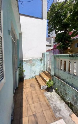 Casa à venda com 143m², 2 quartos e 1 vaga