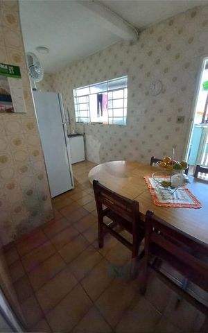Casa à venda com 143m², 2 quartos e 1 vaga