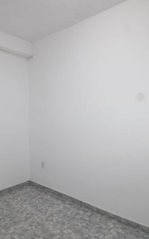 Casa para alugar com 70m², 2 quartos e sem vagaSala