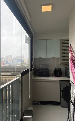 Apartamento à venda com 48m², 2 quartos e 1 vaga Apartamento à venda com 48m², 2 quartos e 1 vagaVaranda