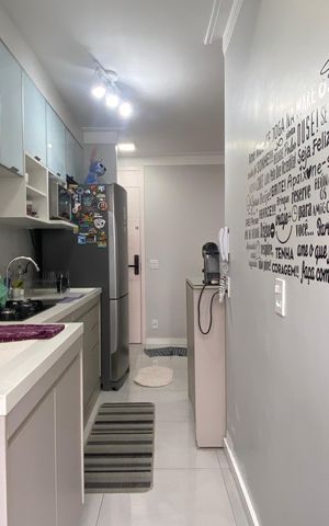 Apartamento à venda com 48m², 2 quartos e 1 vaga Apartamento à venda com 48m², 2 quartos e 1 vagaCozinha - Área de Serviço