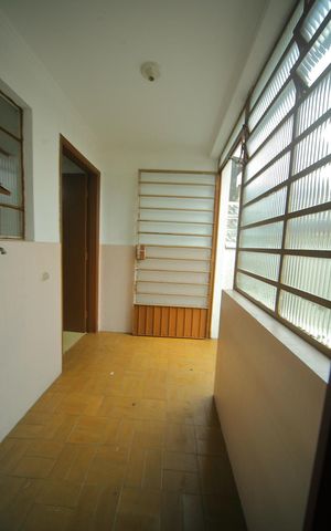 Casa à venda com 130m², 2 quartos e 1 vagaÁrea de Serviço/Varanda 