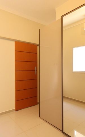 Casa de condomínio para alugar com 230m², 4 quartos e 2 vagas Casa de condomínio para alugar com 230m², 4 quartos e 2 vagasQuarto 1