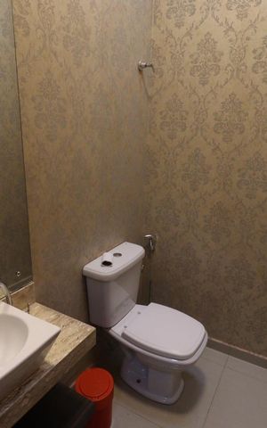 Casa de condomínio para alugar com 230m², 4 quartos e 2 vagas Casa de condomínio para alugar com 230m², 4 quartos e 2 vagasLavabo