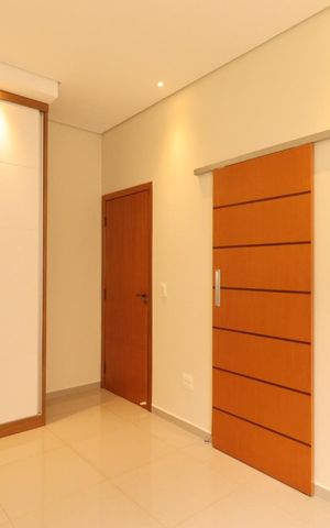 Casa de condomínio para alugar com 230m², 4 quartos e 2 vagas Casa de condomínio para alugar com 230m², 4 quartos e 2 vagasQuarto 2