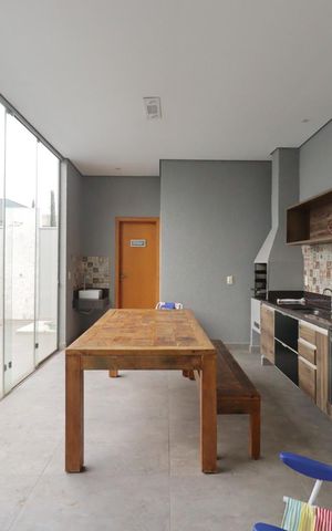 Casa de condomínio para alugar com 230m², 4 quartos e 2 vagas Casa de condomínio para alugar com 230m², 4 quartos e 2 vagasÁrea gourmet