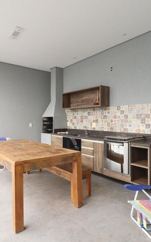 Casa de condomínio para alugar com 230m², 4 quartos e 2 vagas Casa de condomínio para alugar com 230m², 4 quartos e 2 vagasÁrea gourmet
