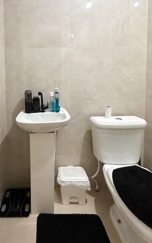 Apartamento à venda com 50m², 2 quartos e 1 vagaBanheiro Social