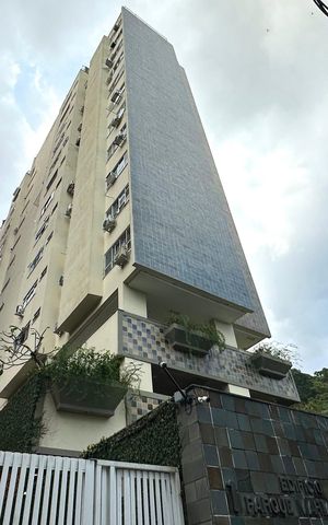 Apartamento para alugar com 118m², 3 quartos e 1 vaga