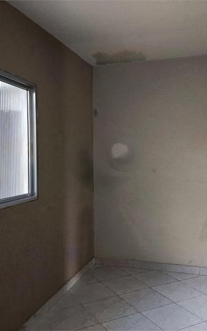 Casa à venda com 169m², 2 quartos e 1 vaga