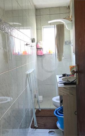 Casa à venda com 169m², 2 quartos e 1 vaga