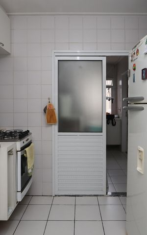 Apartamento à venda com 109m², 3 quartos e 2 vagas Apartamento à venda com 109m², 3 quartos e 2 vagascozinha